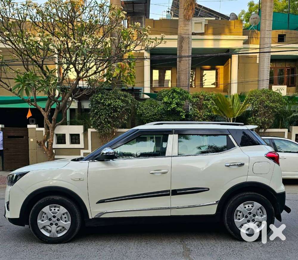 Mahindra Xuv300 W4 Diesel, 2023, Diesel