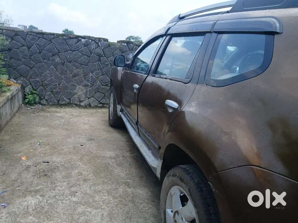 Renault Duster 2013 Diesel Well Maintained 2lakh 47thousand Km Driven