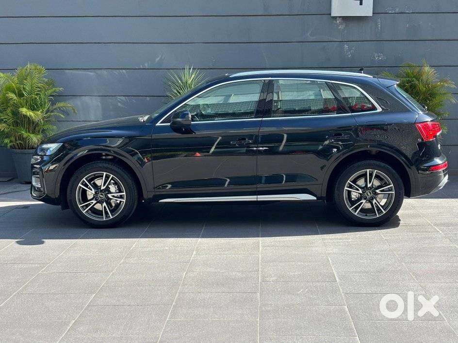 Audi Q5 Premium Plus 45 Tfsi, 2022, Petrol