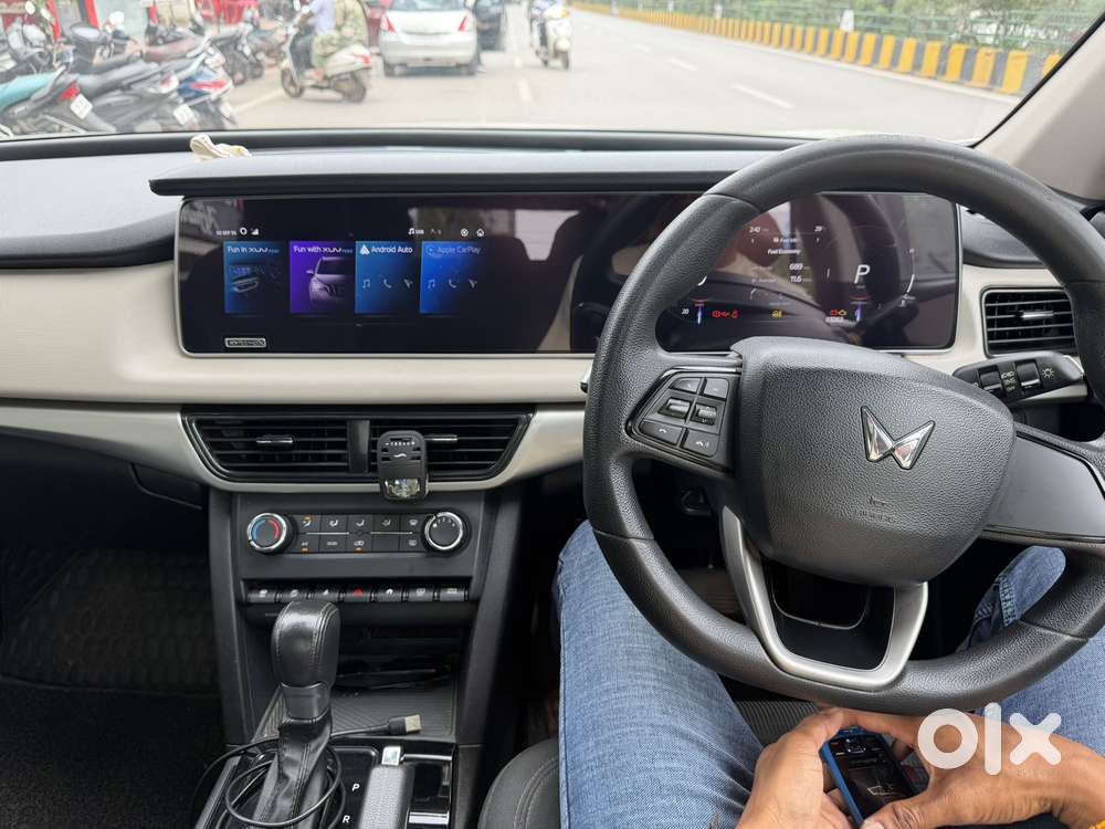 Mahindra Xuv700 2.2 Ax 5 Diesel At Str, 2023, Diesel