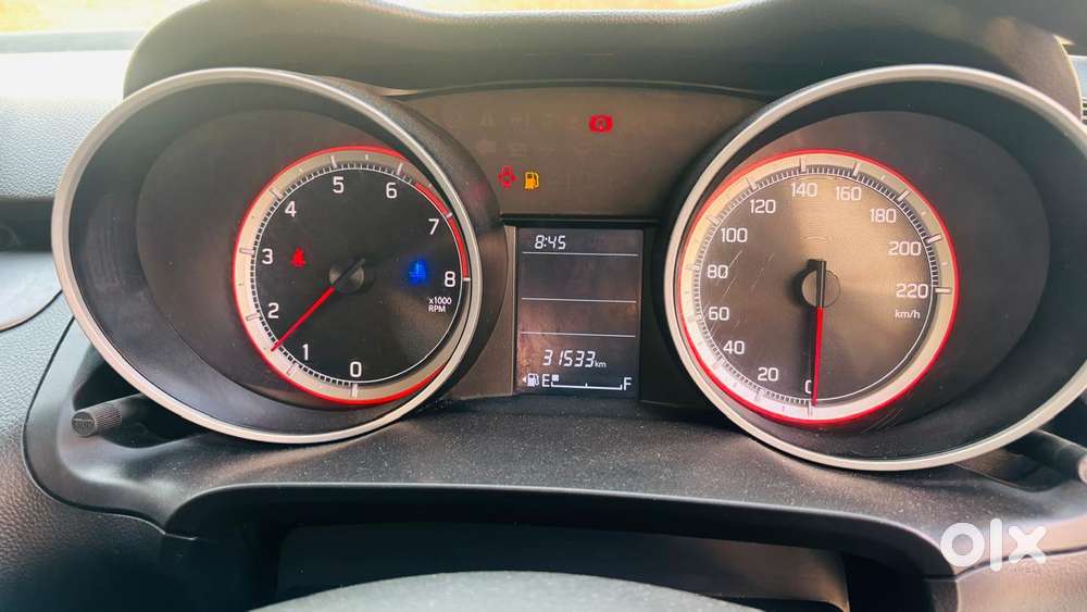 Maruti Suzuki New-gen Swift Vxi, 2021, Petrol
