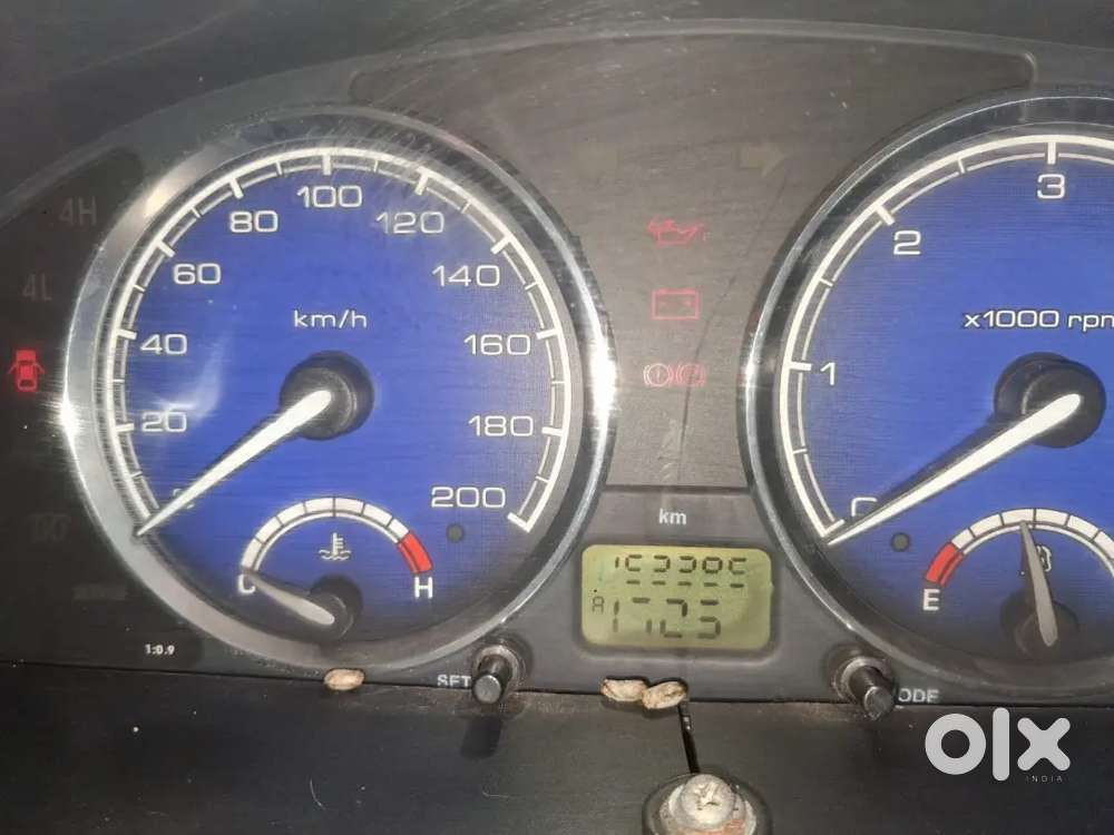 Tata Safari 2012