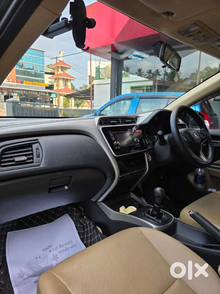 Honda City 2016 Petrol Good Condition Doctor Owned