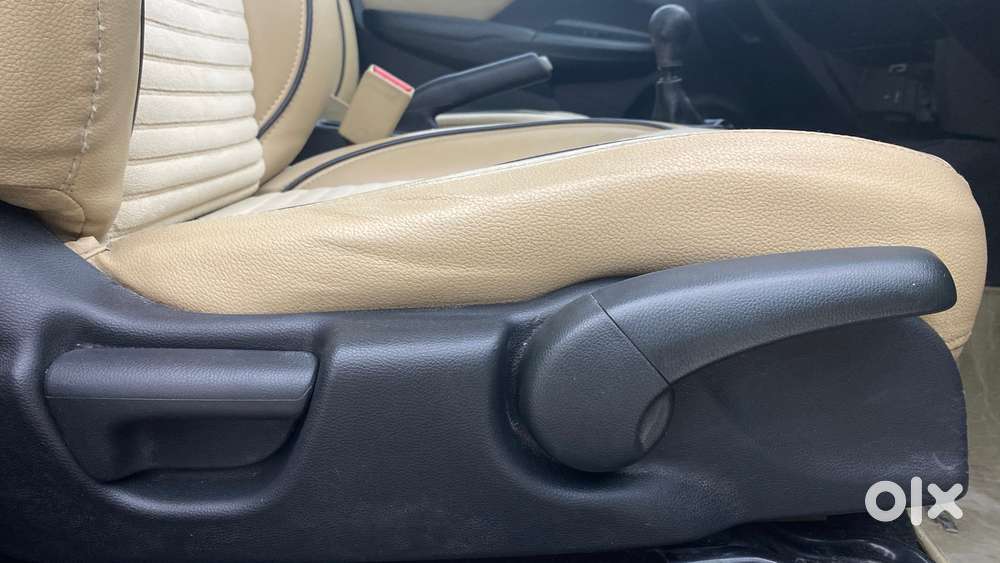 Honda Jazz 1.2 V I Vtec, 2016, Petrol