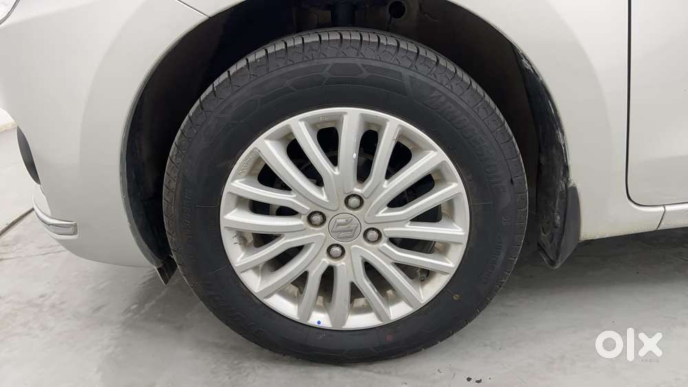 Maruti Suzuki Dzire 1.2 Zxi Amt, 2018, Petrol