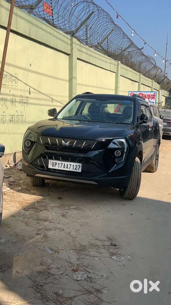 Mahindra Xuv 3xo Petrol 2025