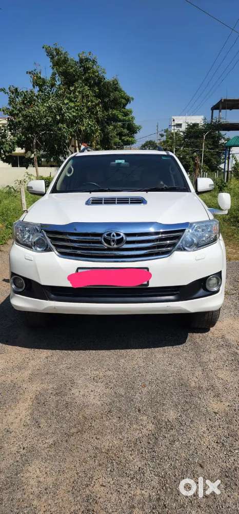 Toyota Fortuner 2014