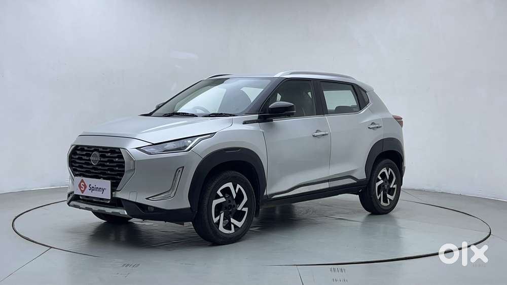 Nissan Magnite 1.0 Xv Premium, 2022, Petrol