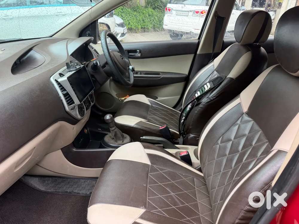 Hyundai I20 Magna, 2011, Petrol