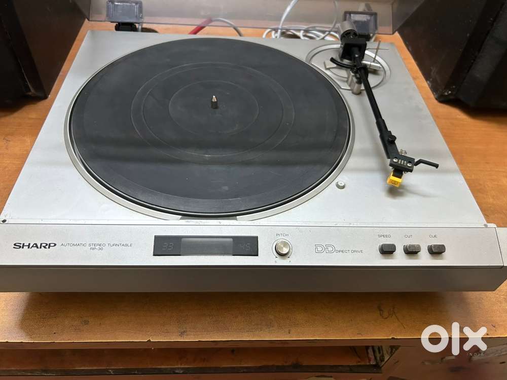 Sharp RP 30x Stereo Turntable
