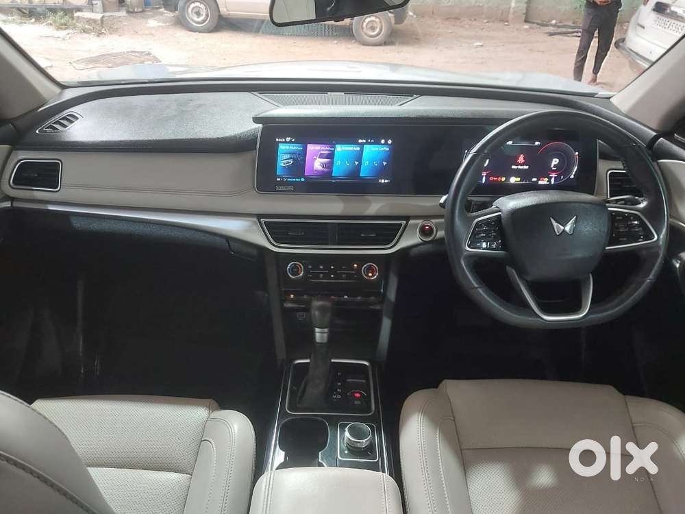 Mahindra Xuv700 2.2 Ax 7 Diesel At Luxury Pack Str, 2023, Diesel