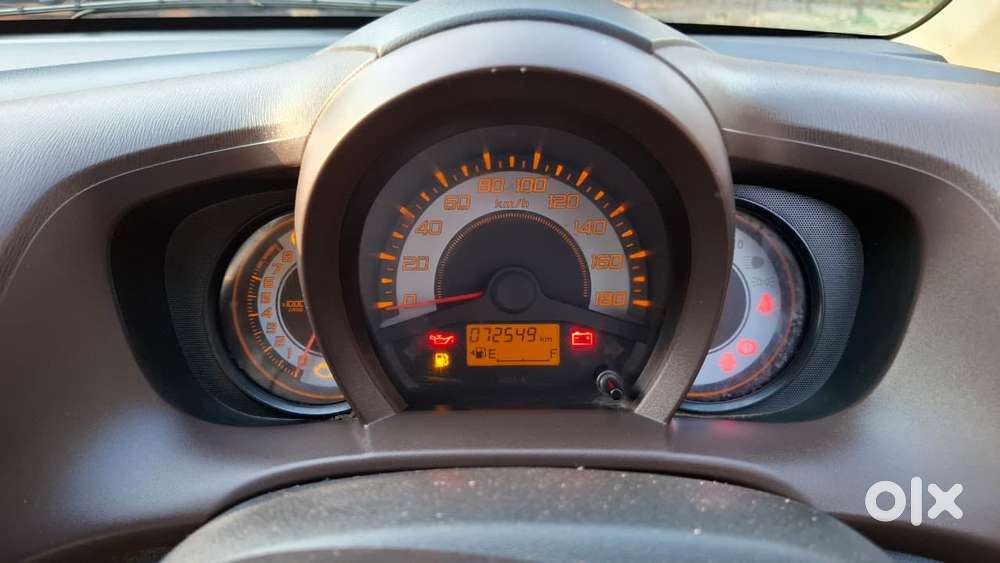 Honda Brio Vx Mt, 2014, Petrol