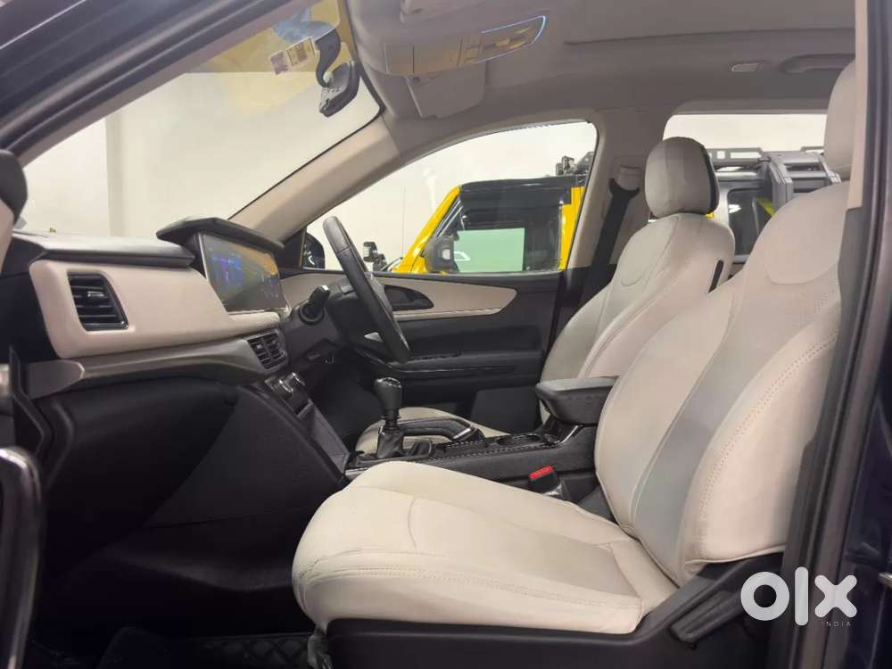 Mahindra Xuv700 2.2 Ax 5 Diesel Mt 7 Str, 2022, Diesel