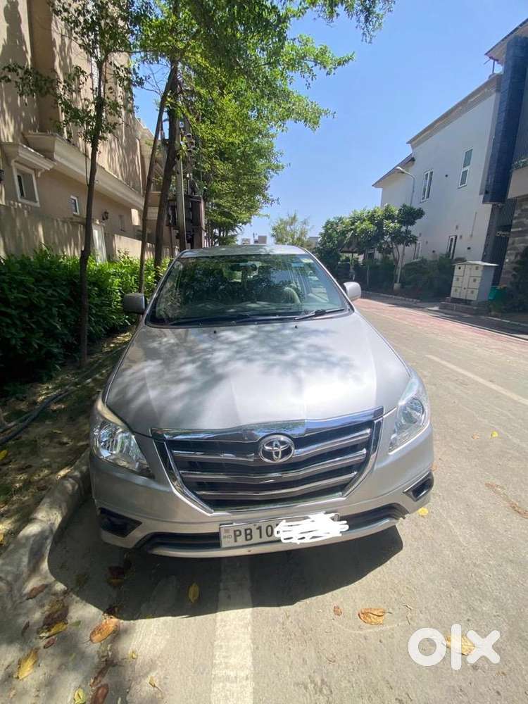 Toyota Innova 2014 Diesel Well Maintained