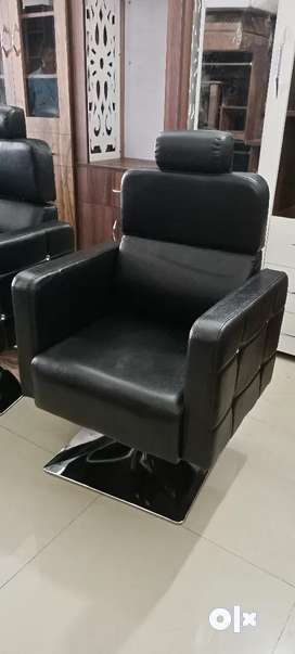 Beauty parlour deals chair second hand