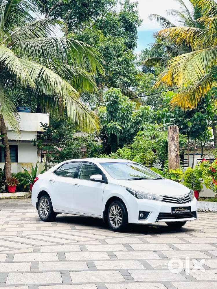Toyota Corolla Altis 2015 Diesel Well Maintained
