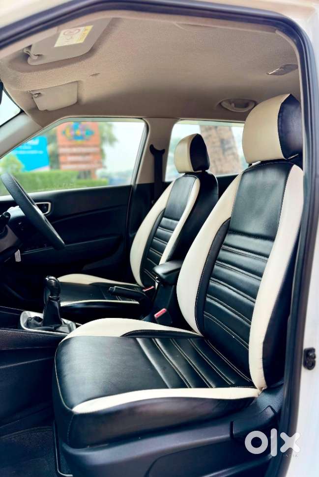 Hyundai Venue, 2021, Petrol
