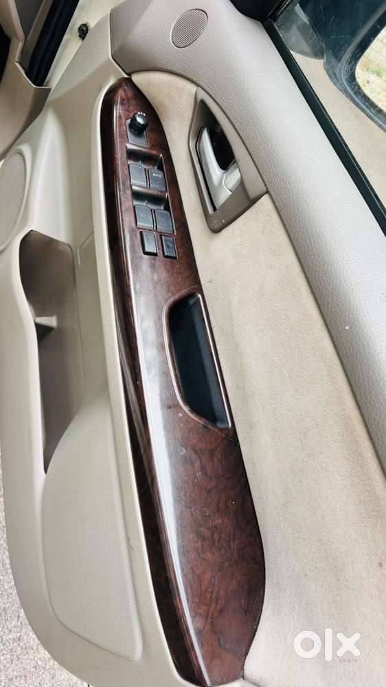 Maruti Suzuki Sx4 Zxi At, 2013, Petrol