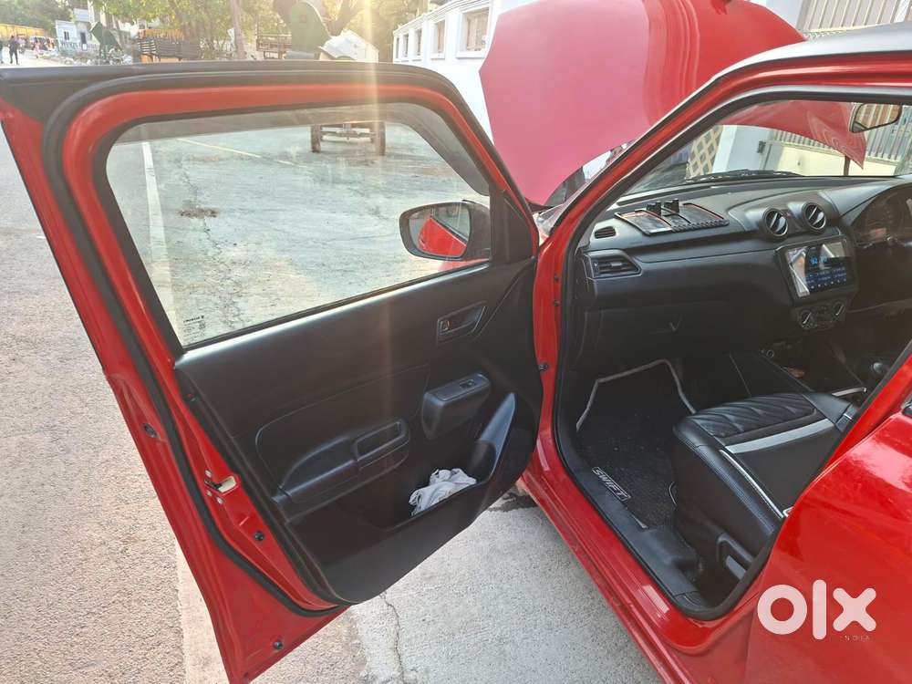 Maruti Suzuki Swift 2018 Vxi, 2019, Petrol