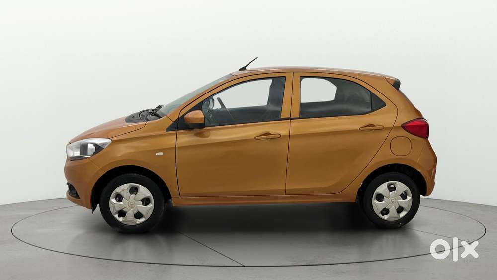 Tata Tiago 1.2 Revotron Xt, 2017, Petrol