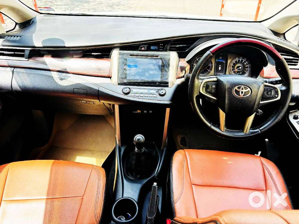 Toyota Innova Crysta, 2018