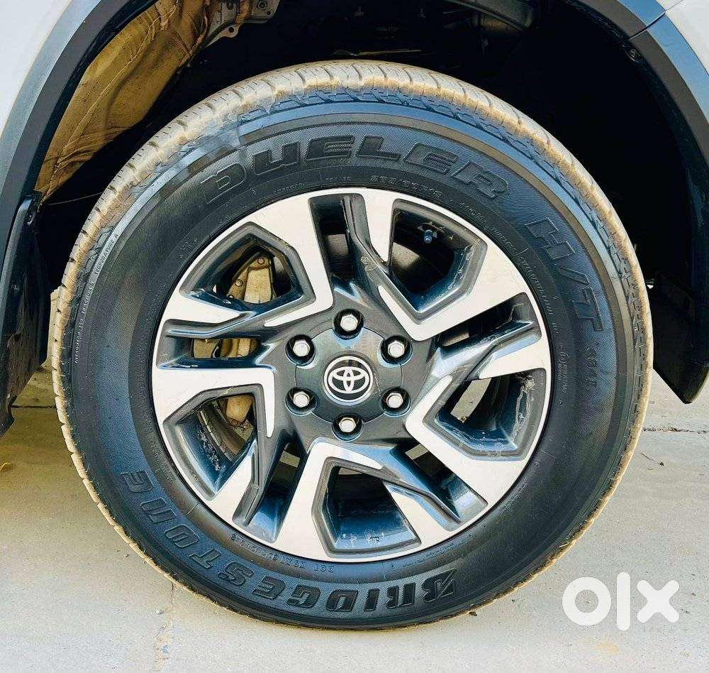 Toyota Fortuner Legender 4x2 At 2.8, 2024, Diesel