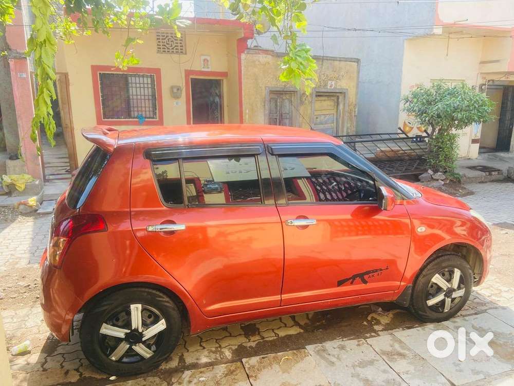 Maruti Suzuki Swift 2011 Cng & Hybrids Good Condition