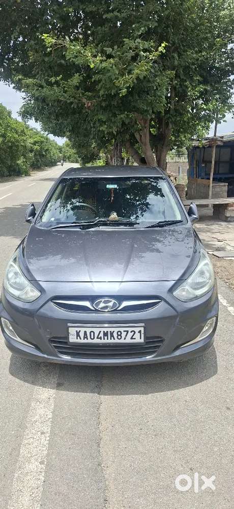 Hyundai Verna Fluidic 2012