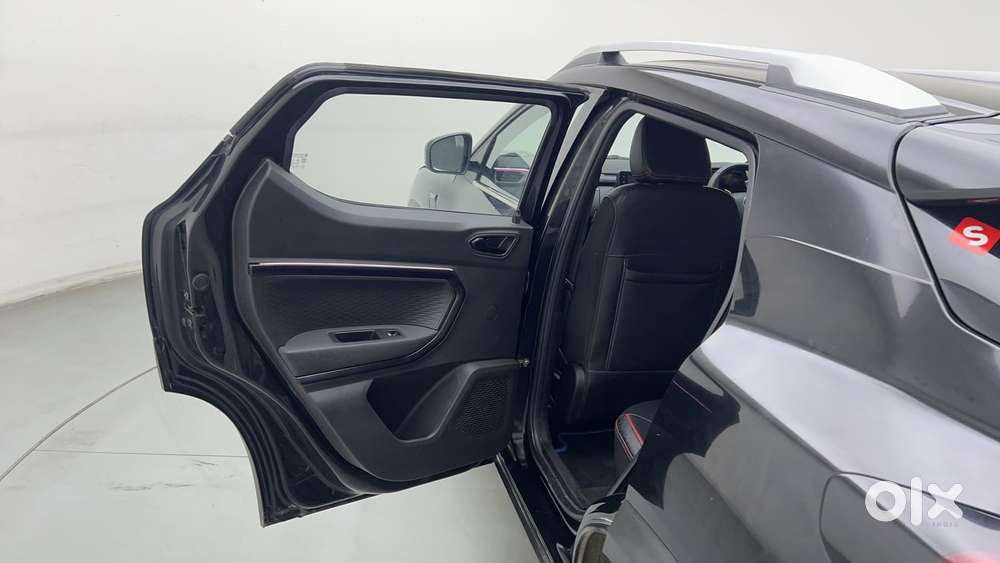 Renault Kiger Rxz Amt, 2023, Petrol
