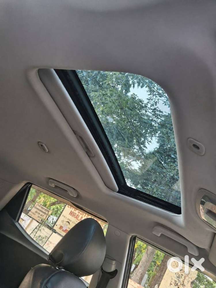 Mahindra Xuv300 W6, 2024, Petrol