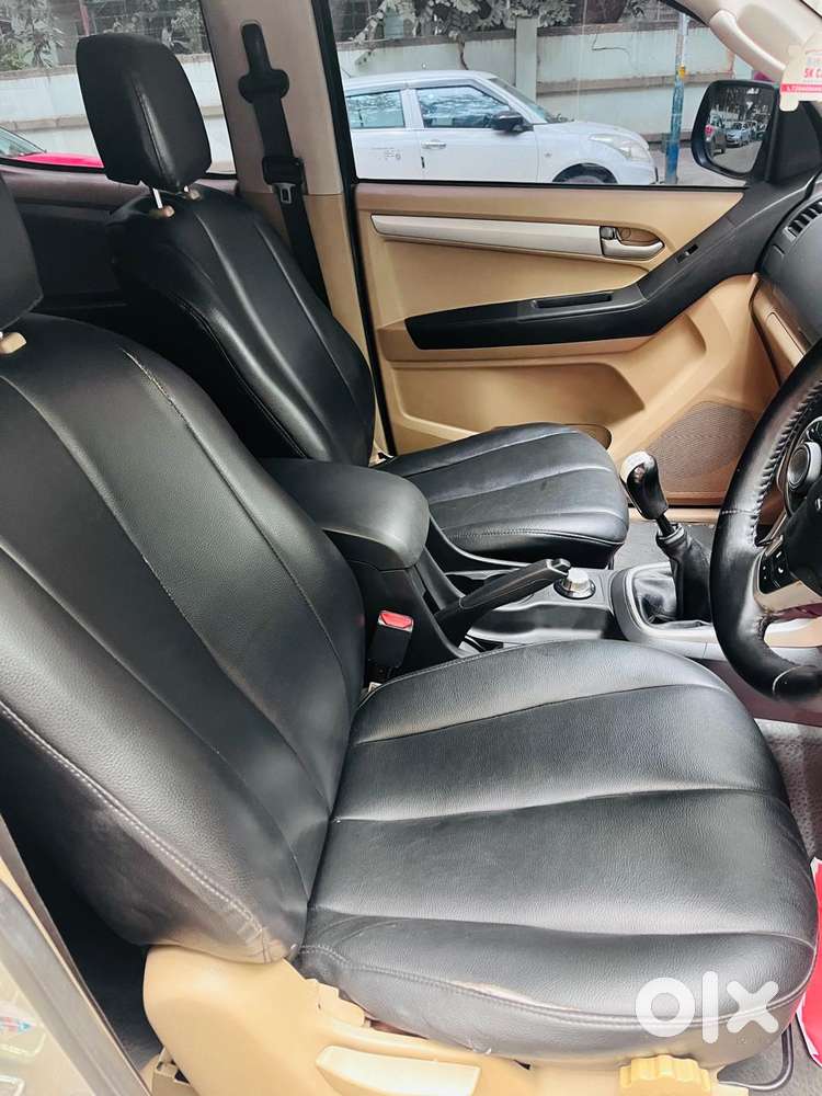 Isuzu V-cross Z 4x4 Mt, 2017, Diesel