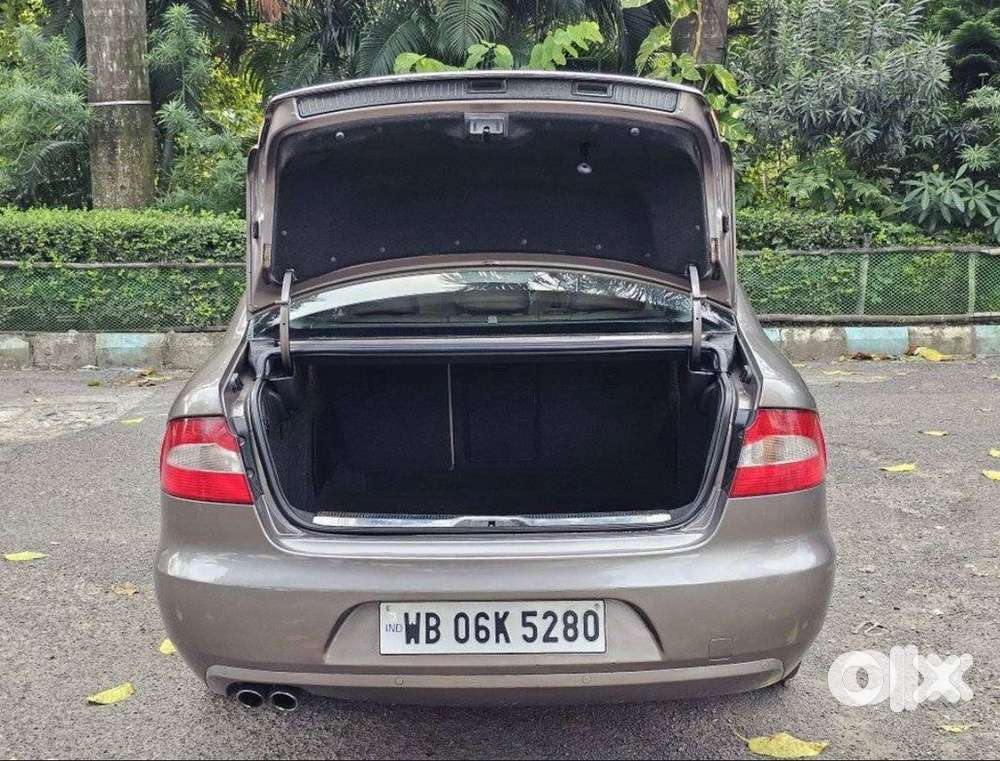 Skoda Superb 2014 Km Driven