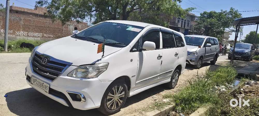 Toyota Innova Good Condition In Car And New Seat Cover