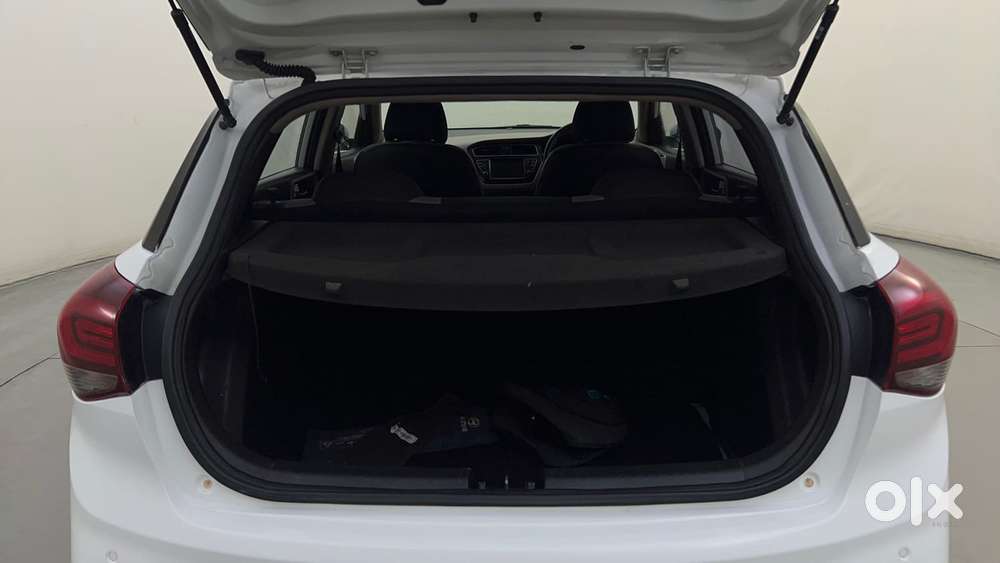 Hyundai Elite I20 Sportz Plus, 2020, Petrol