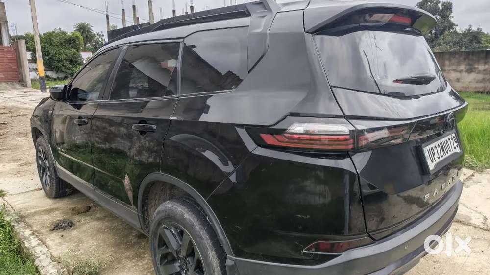 Tata Safari 2.0 Kryotec 2023 Red Dark Top Model Automatic
