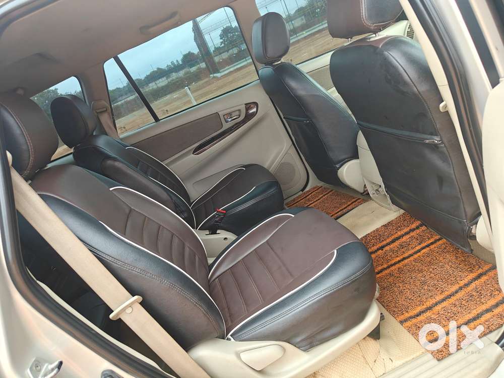 Toyota Innova 2.5 V 7 Str, 2012, Diesel