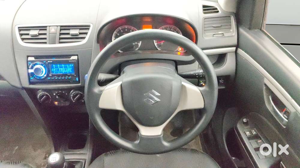 Maruti Suzuki Swift Vxi, 2014, Cng & Hybrids