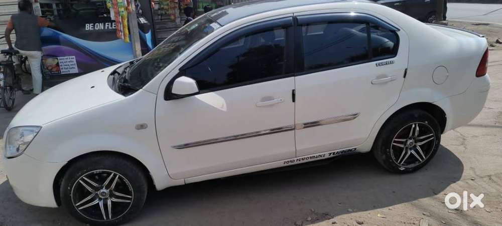 Ford Fiesta Classic 1.6p Clxi 2012 - Up32