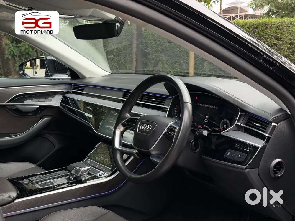 Audi A8 L, 2022, Petrol