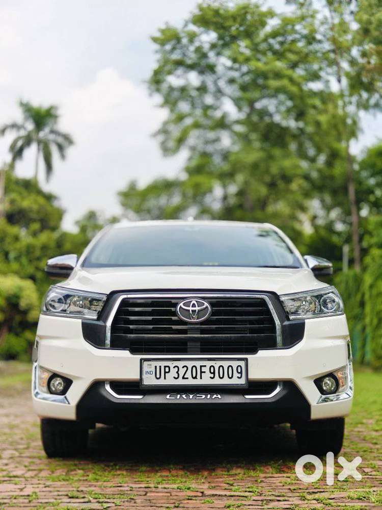 Toyota Innova Crysta 2.4 Z 7 Str, 2025