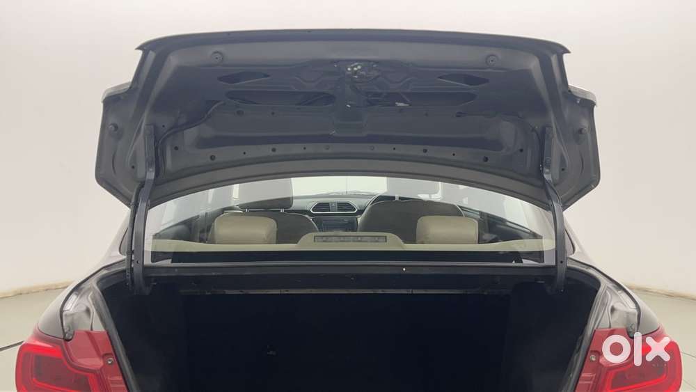 Maruti Suzuki Dzire 1.2 Vxi, 2019, Petrol