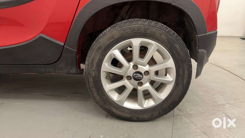 Mahindra Kuv 100 Mfalcon G80 K8, 2017, Petrol