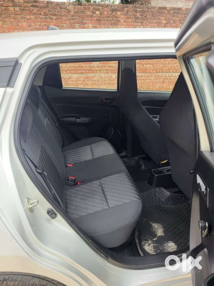 Maruti Suzuki Swift Lxi Option, 2022, Petrol