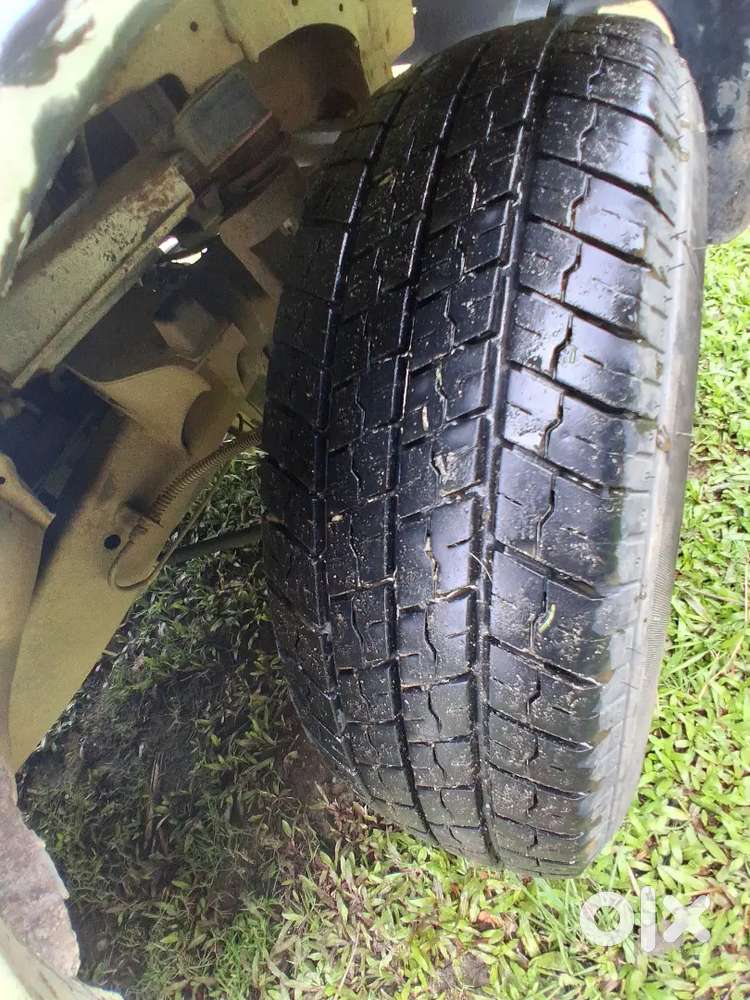 Bolero Slx Selling In Emerceny Brand New Tires