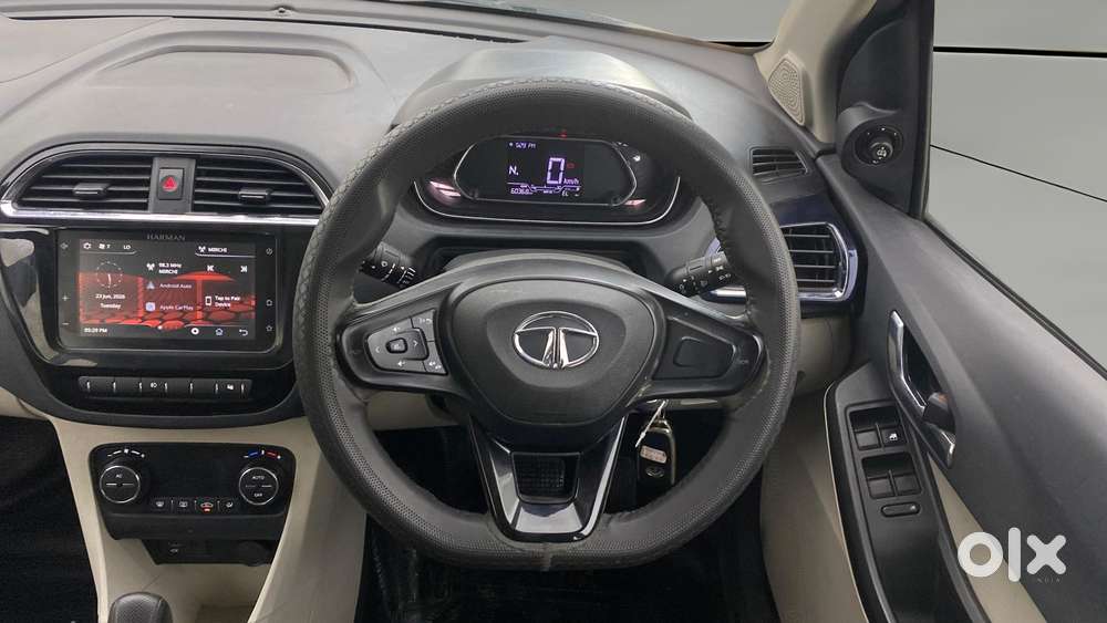 Tata Tiago Xza Plus, 2022, Petrol