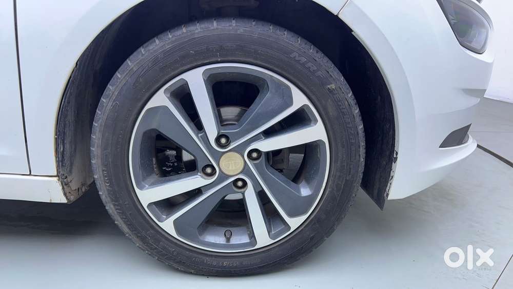 Tata Altroz 1.2 Xz Plus I-turbo, 2022, Petrol