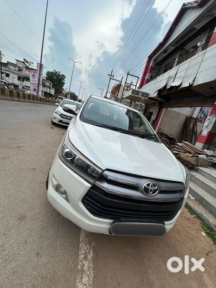 Toyota Innova Crysta 2.4 V 7 Str, 2017, Diesel