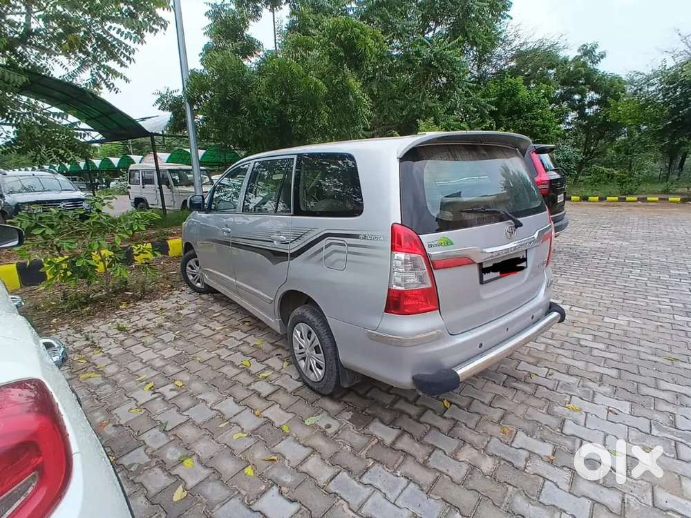 Toyota Innova 2.5 G 2013
