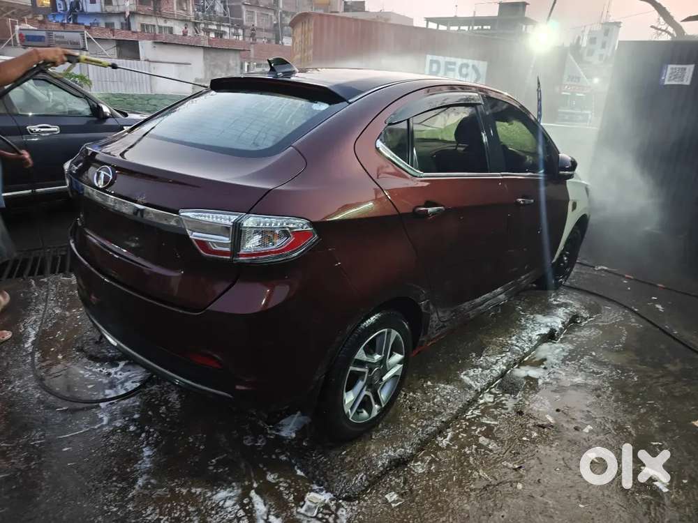 Tata Tigor Top Model Alloy Wheel
