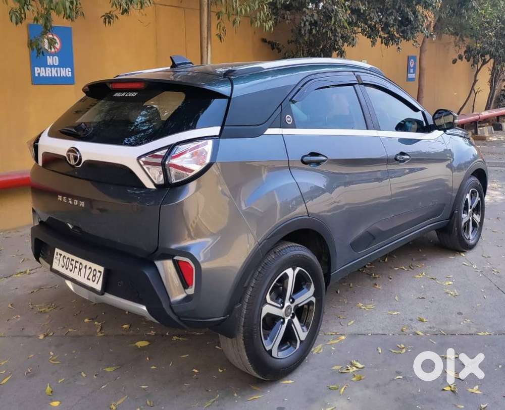 Tata Nexon 1.2 Revotron Xz Plus Dual Tone, 2023, Petrol